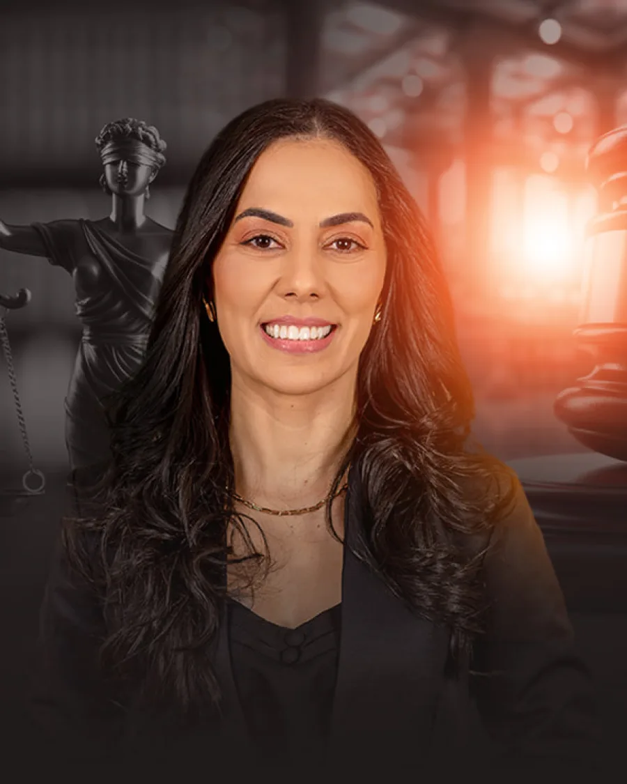 Dra. Lígia Menezes, advogada especialista em Direito da Saúde, OAB/BA 52577